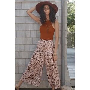Anthropologie Isobel Pleated Wide Leg Trouser Pants in Leopard Size Medium
